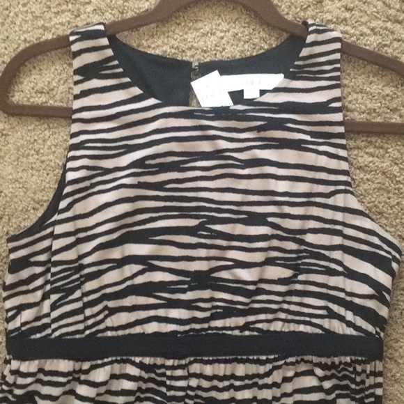 Ann Taylor Loft Maternity Dress - Picture 3 of 4